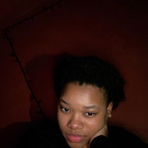 Meet your Posher, Shariah